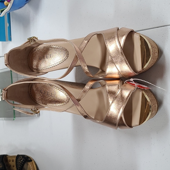 G.I.L.I Cork wedges - Picture 3 of 6